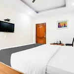 Hotel O Venus Inn